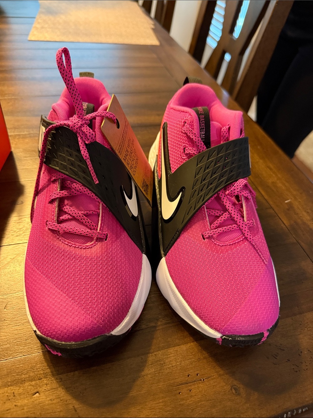 Nike Team Hustle D 12 GS Laser Fuchsia Pink Basketball Shoes Youth 6.5Y - Picture 8 of 13